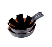 San Ignacio - Juego de Sartenes Antiadherentes - Set de 2 Piezas de 20 y 24 cm y 2 Protectores - Fabricadas con Aluminio Fundido - Sin Tóxicos - Para Inducción y Todo Tipo de Cocinas - Bronce