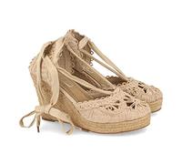 Sandalia Valenciana de Mujer Estilo Vintage con Cuna de Yute, Pala con Tiras Cosidas en Forma de Petalos de Flor y Cordones en el Tobillo. Primavera Verano 2020.. Talla 36 Beige