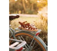 Sandalias cangrejeras planas de mujer en piel | EMMA 37 NOUGAT