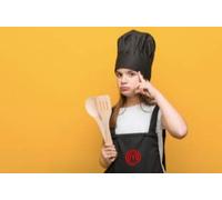 SAQUITOMAGICO Delantal Oficial Masterchef Adulto Bordado.-Producto con Licencia Oficial.-Novedad Marzo 2021 (niño negro)