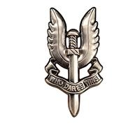 SAS - Insignia de metal con texto en inglés "Special Air Service Who Dares Wins Wins", decoración elegante para hombres