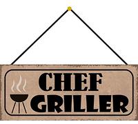 Schatzmix Blechschild Chef Griller braunes Metallschild 27x10 Deko Tin Sign mit Kordel Señal metálica, hojalata, Multicolor, 27x10 cm