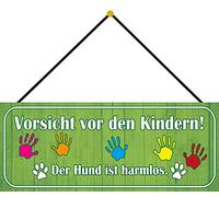 Schatzmix Blechschild Vorsicht VOR Kindern Hund harmlos Metallschild 27x10 cm mit Kordel Cartel de hojalata, Chapa metálica, Multicolor