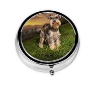 Schnauzer Atardecer Perros Mascotas Montañas Schnauzer, Pastillero, Pastillero redondo Pequeño contenedor de pastillas Organizador de pastillas de viaje