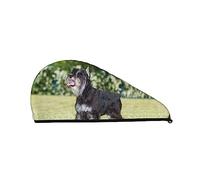 Schnauzer Dog on The Grass Impreso Toalla de secado de cabello Secado rápido Absorbente Coral Velvet Dry Hair Cap con botón fijo para secar cabello largo y grueso