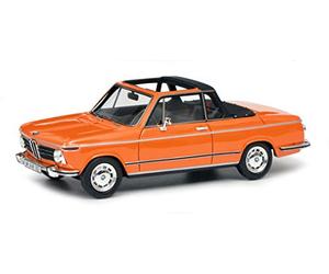 Schuco 450908600 Cabrio, Naranja BMW 2002 Convertible Baur Resina Modelo Coche 1:43