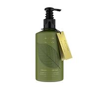 Scottish Fine Naturals Loción para manos y cuerpo | Fórmula hidratante con aceite de semillas de lino y manteca de cacao | Vegana | Botella dispensadora de 300 ml