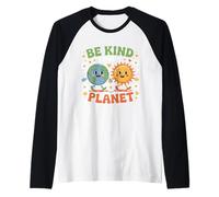 Sé amable con nuestro diseño de planeta y sol de la tierra Camiseta Manga Raglan