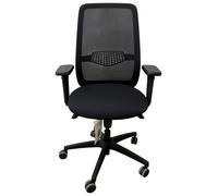 Sé por la silla de oficina Beta.