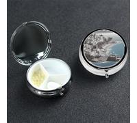 Seaside City - Pastillero de metal con 3 compartimentos, organizador de pastillas portátil para bolsillo o bolso, caja redonda decorativa para medicinas, contenedor de vitaminas