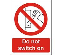 Seco Letrero con texto en inglés "Do Not Switch On", 200 mm x 300 mm, vinilo autoadhesivo