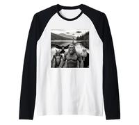 Selfie Bigfoot Loch Ness, pájaro alienígena, Monstruo, ovni, críptidos Camiseta Manga Raglan