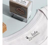 Sello de Ropa para Niños Personalizado | Marcador de Nombre para Textil Infantil y Bebé | Uniformes y Objetos de Colegio y Guardería | Tinta Permanente Resistente al Agua para Lavadora y Secadora