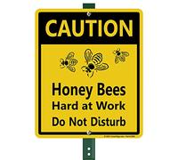Señal de aluminio SmartSign con texto en inglés "Honeybees Hard at Work do not Disturb" con gráfico, 30 cm de alto x 9 cm de ancho, más estaca de 90 cm de alto, negro sobre amarillo