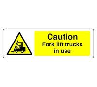 Señal de seguridad con texto en inglés "Caution Fork Lift Trucks In Us", adhesivo autoadhesivo de alta adherencia (300 mm x 100 mm), distancia de visión dentro de 5 m.