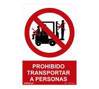 Señal que indica prohibido transportar a personas en vehículos pesad
