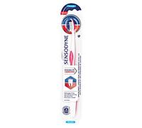 Sensodyne Brosse à dents Sensibilité & Gencives, Souple, Pour Les Dents Sensibles Sans Endommager Les Gencives, Couleur Aléatoire