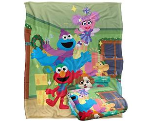 Sesame Street Furry Friends Forever Elmo Abby Cookie Monster Presents Manta súper Suave con Tacto Sedoso - 152 x 127 cm