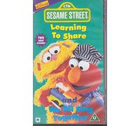 Sesame Street - Learning To Share/we All Sing... [Reino Unido] [VHS]
