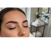 Sesión de lifting hidratación y tinte de pestañas con exfoliación diseño depilación y laminado de cejas