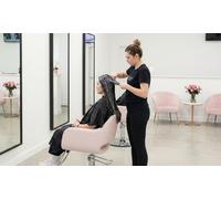 Sesión de peluqueria con corte de puntas mascarilla secado y planchado