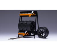 Expositor de Ruedas para Audi RS3 con Dos Ejes y Cuatro Ruedas Negro 1:18 IXO Mo