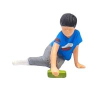 Sharplace Figura en Miniatura Pintada a Escala 1:64 de Un Niño con Un Coche de Juguete, Ideal para Manualidades, Decoración Y Decoración de Casas de Muñecas, Camisa Azul