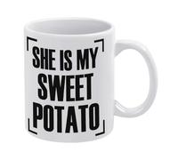 She Is My Sweet Potato Yes Yam-1 - Taza de café de cerámica blanca de 11 onzas, taza de té impresa de doble cara con mango ergonómico en C, vasos de porcelana de fondo grueso para la cocina en casa