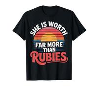 She Is Worth Far More Than Rubies Mujeres cristianas - Camiseta