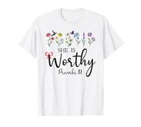 She is Worthy Proverbs 31 Christian Bible Verse God Quote Camiseta