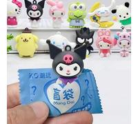 Shein 1/10/20/50 piezas Sorpresa de muñeca mini nueva de Sanrio, bolsa ciega, accesorios de joyería de dibujos animados lindos, decoraciones colgantes creat