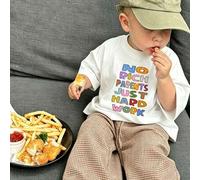 Shein 1 pieza Camiseta con eslogan motivacional y grafiti para niños pequeños, blanca "No hay padres ricos, solo trabajo duro" Estampado de letras coloridas