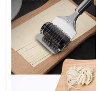 Shein 1 pieza Cortador de pasta de 8.8 pulgadas, cortador de espaguetis de acero inoxidable, cortador de masa manual, extrusor de pasta, máquina de hacer pa