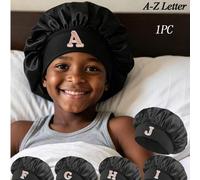 Shein 1 pieza Gorra con letra A-Z para niños, de ala ancha elástica de satén, gorra de dormir elástica, protección del cabello, diseño ultra suave y transpi