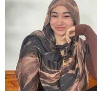 Shein 1 pieza Hijab de mujer estilo bohemio con estampado de rayas en degradado de acuarela, modelo de hijab de moda casual callejera, adecuado para uso dia