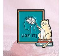 Shein 1 pieza Insignia de esmalte con cita divertida "Úsalo" con gato y cerebro, accesorio de moda, joya, regalo para amigos amantes de los gatos