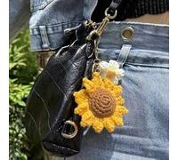 Shein 1 pieza Llavero de Lirio del Valle hecho a mano en ganchillo con cadena de perlas, encanto de bolso estilo bohemio, colgante decorativo para mochila o