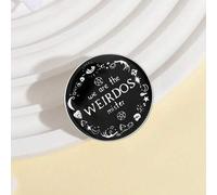 Shein 1 pieza Somos los raros, señor. Insignia de esmalte con letras, broche de solapa, insignia negra interesante, joya para mochila, regalo para amigos