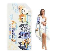 Shein 1 PIEZA Toalla de playa grande y de secado rápido con diseño animado de Bluey-S feliz jugando en la playa, ideal para viajes, playa, gimnasio, ducha y