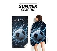 Shein 1 pieza Toalla de playa personalizada, fondo azul marino con balón de fútbol en blanco y negro salpicado y relámpago, que presenta una fuerte atmósfer