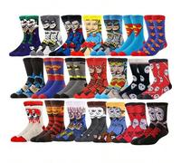 Shein 2/4/10/20 pares de calcetines casuales tipo tripulación con diseños de personajes de películas de Warner Bros como Batman, Superman, Flash, Joker y Su