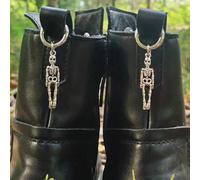 Shein 2 piezas Decoraciones de botas con colgante de calavera estilo gótico, otoño y Halloween