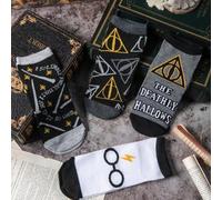 Shein 4 pares de calcetines para hombres de Harry Potter, serie oscura de la academia de magia en estilo blanco y negro, calcetines cortos transpirables. Ta