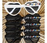 Shein 4 piezas Gafas "Yo hago equipo" y 1 pieza Gafas de novia con corazón "Estaré allí para ti" Tema de amigos Despedida de soltera Fin de semana para la n