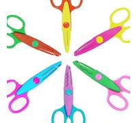 Shein 6 piezas de tijeras decorativas hechas a mano con diferentes patrones, que incluyen 1 pieza de tijeras rectas normales, adecuadas para cortar papel, m