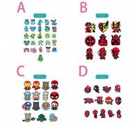 Shein Adornos de zapato en forma de flor con accesorios de Spider-Man, Deadpool, Monsters University, y héroes de Marvel. Hebillas de goma suave, hebillas d