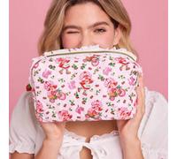 Shein Bolsa de cosméticos con acolchado y volantes, estilo de dibujo animado de fresa dulce, bolsa de almacenamiento, bolsa digital, almacenamiento de viaje