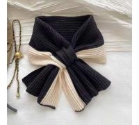 Shein Bufanda corta de niña para otoño e invierno, versión coreana de punto cruzado con color block, versátil para mantener el calor y proteger el cuello, d