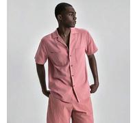 Shein Camisa casual de moda de un solo botonadura con textura de tela de unicolor para hombres, adecuada para el Día de la Independencia, el Día de San Juan