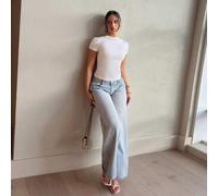 Shein Camiseta casual de manga corta con cintura ceñida, parte de un armario cápsula para uso diario, aeropuerto, vacaciones, vuelta al colegio, elegante pa